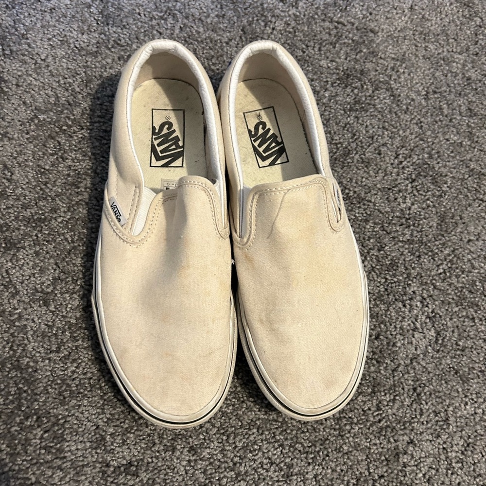 Vans, 8, cream slip ons